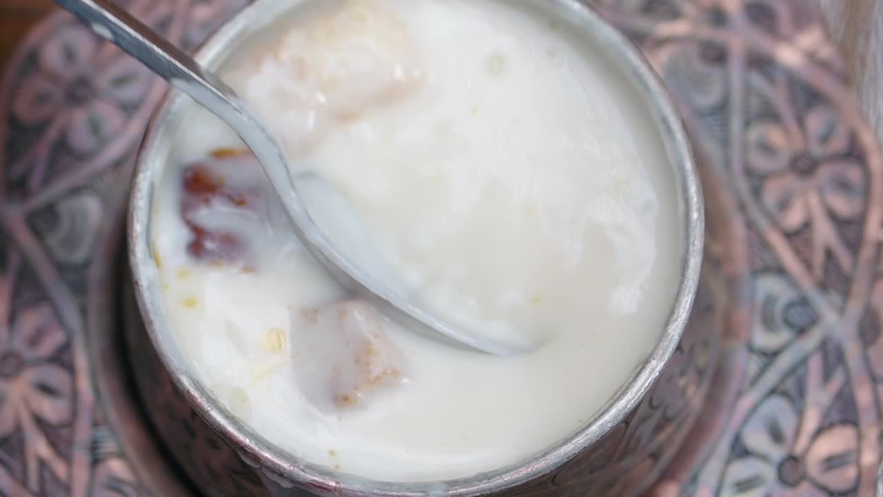 sopa de yogur turco