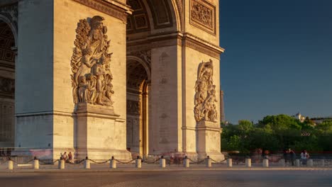 sunset light paris city famous tourist crowded arch traffic circle timelapse panorama 4k france