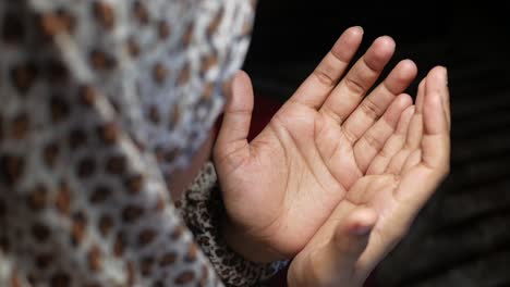 muslim woman in prayer