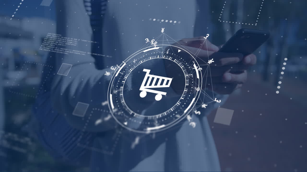 animación del letrero del carrito de compras y procesamiento de datos sobre mujer caucásica usando teléfono inteligente