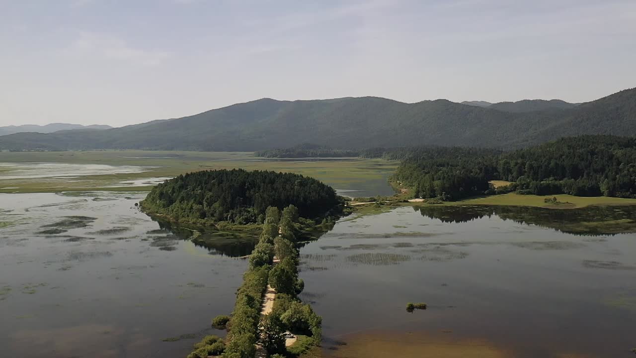 Lago Cerknica Slovenia el más grande del país