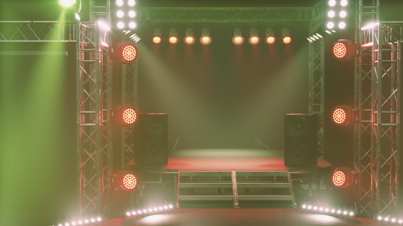 escenario de concierto vacío con iluminación roja