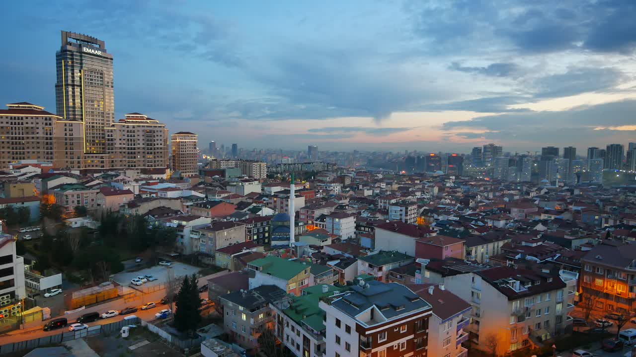 Vista del paesaggio urbano al tramonto
