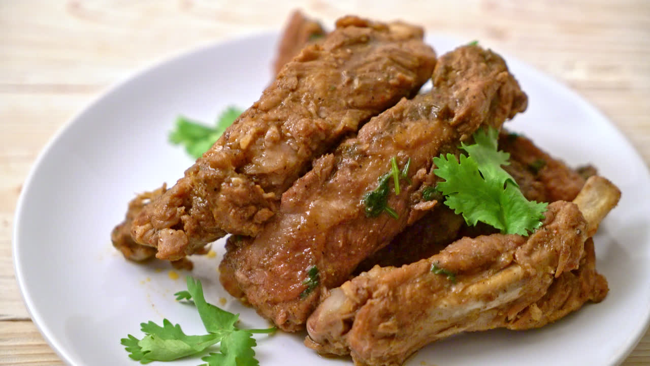 豚カルビのソース焼き