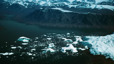 Vista-Panorámica-Del-Gran-Glaciar-En-Alaska