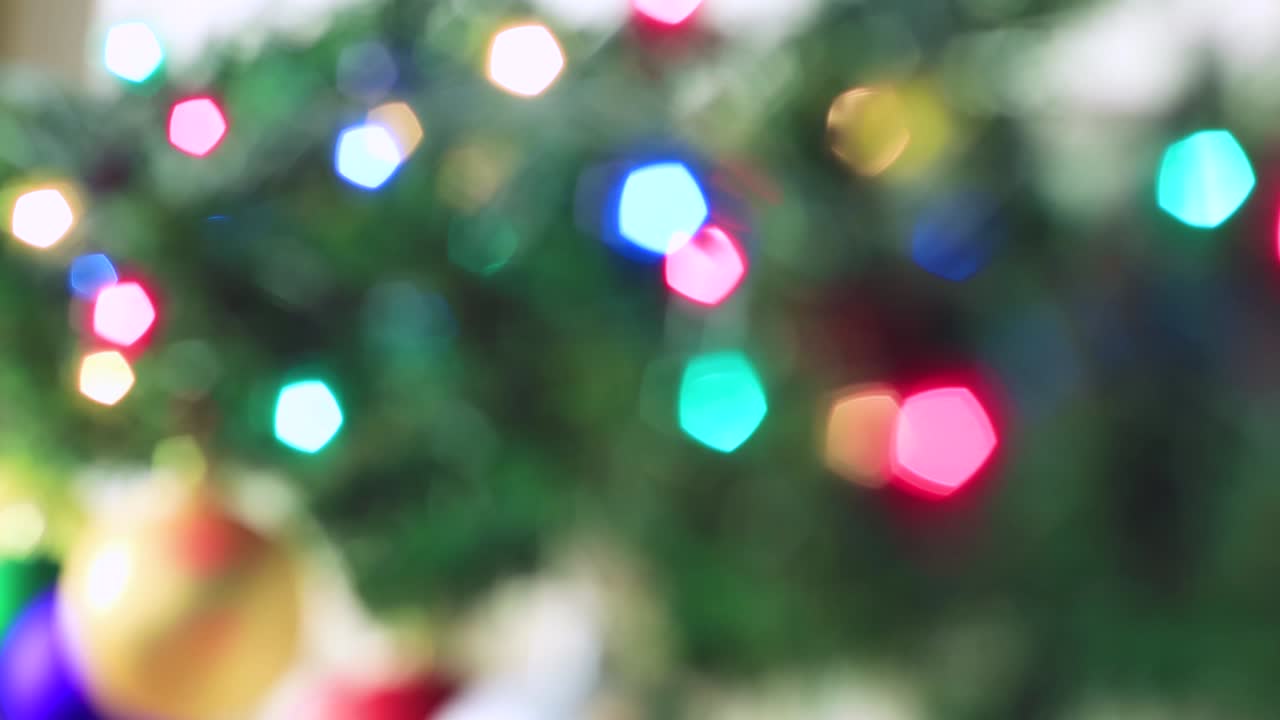 Sløret jul smukke flerfarvede lys brænder klart