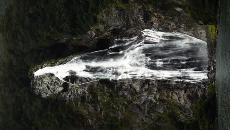 parque nacional fjord land milford sound