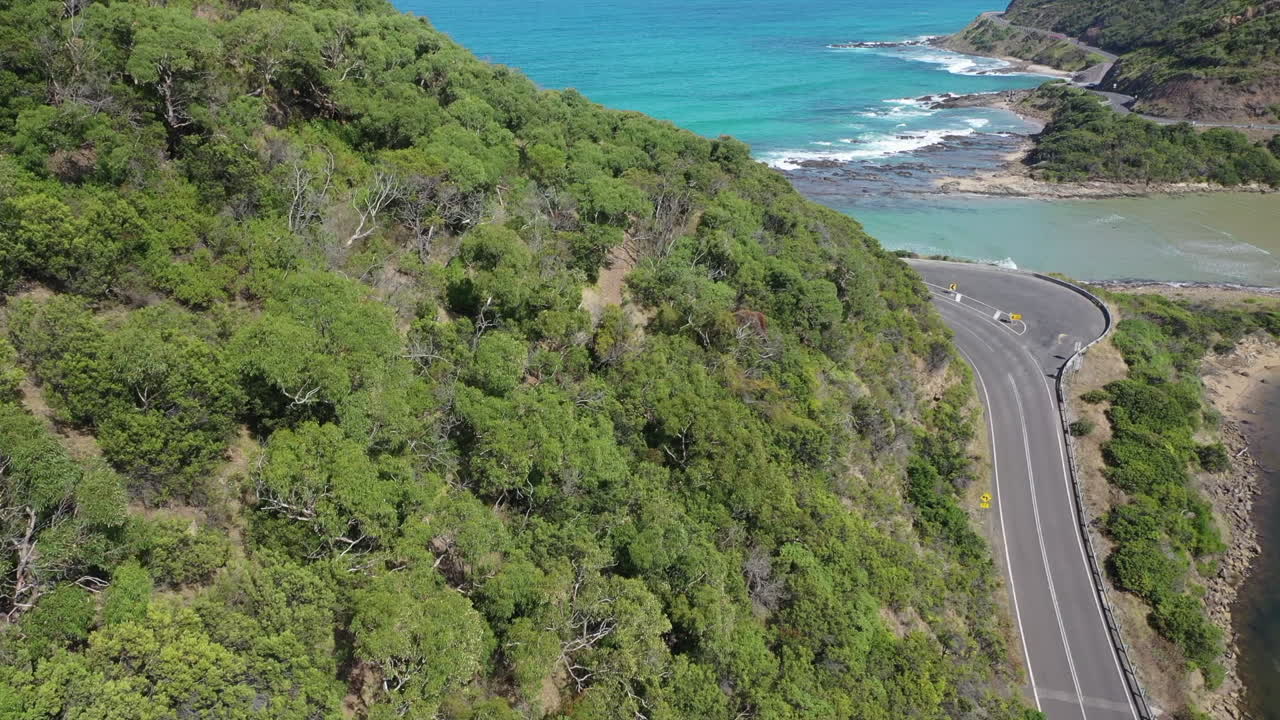세인트 조지 강 위의 트램 웨이 압정에 공중 비행 등산객, 론 호주