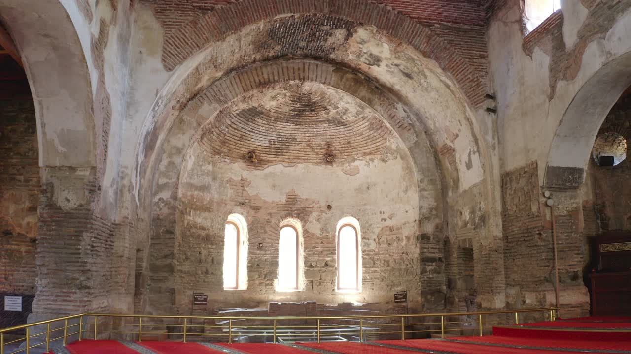 la mezquita de hagia sophia en iznik, en la ciudad de bursa.