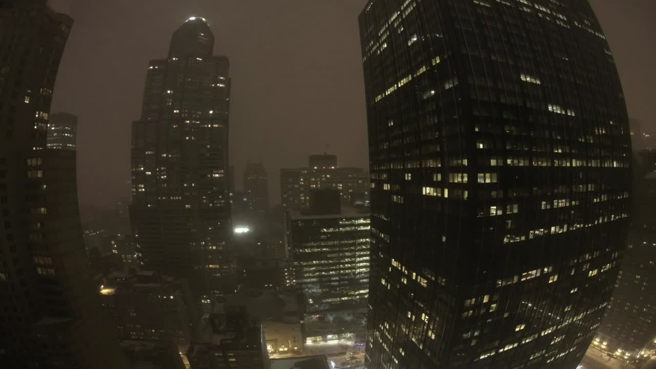 lapso de tiempo de noche a día de una tormenta de nieve en la ciudad de nueva york