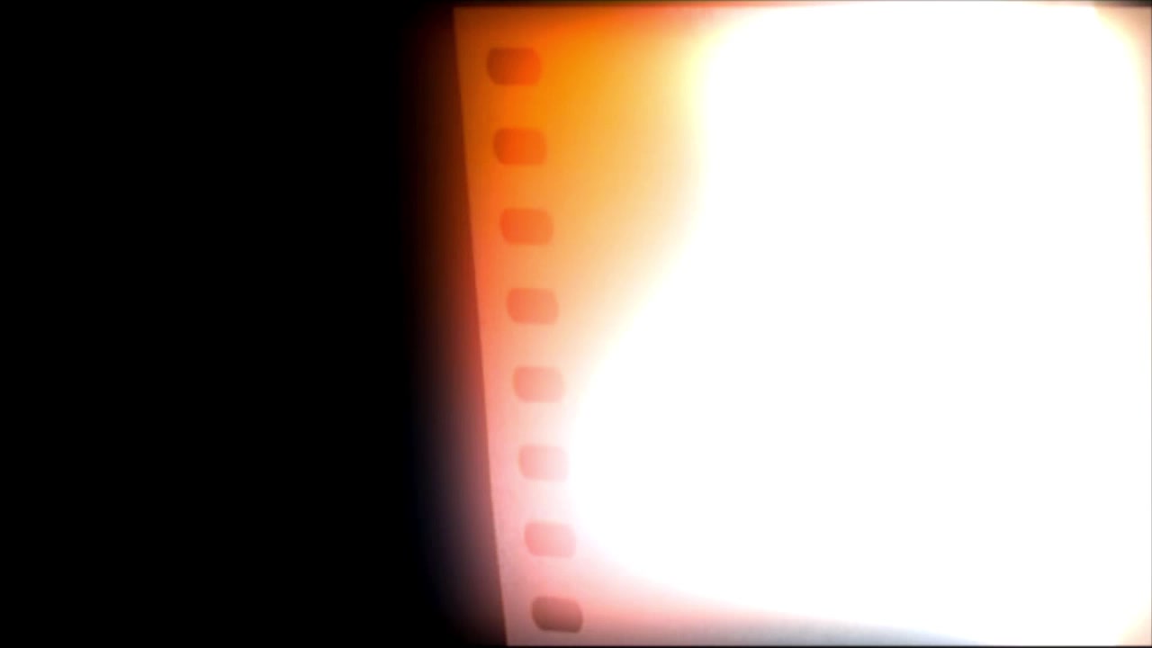 Effet de transition : brûlure de film vintage et fuite de lumière.