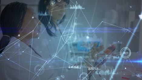 animación de la red de conexiones y procesamiento de datos sobre los médicos