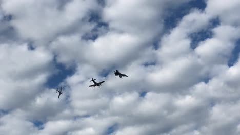 airshow flyover of fighter jets