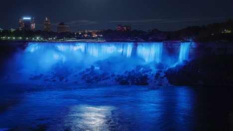 niagara falls lit up at night timelapse