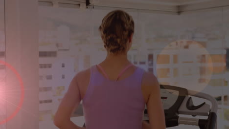 animación de luz brillante sobre la mujer corriendo en la cinta de correr