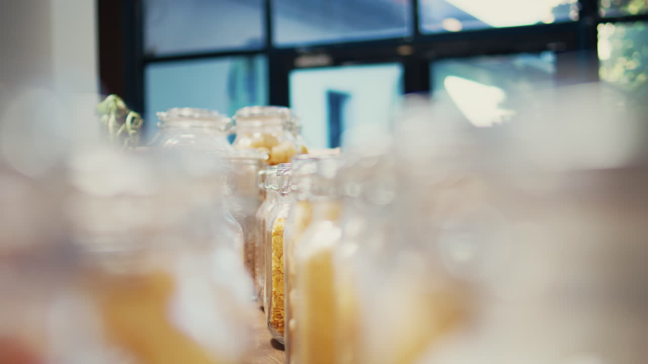 환경 친화적 인 제로 폐기물 농부 시장에서 대량 제품