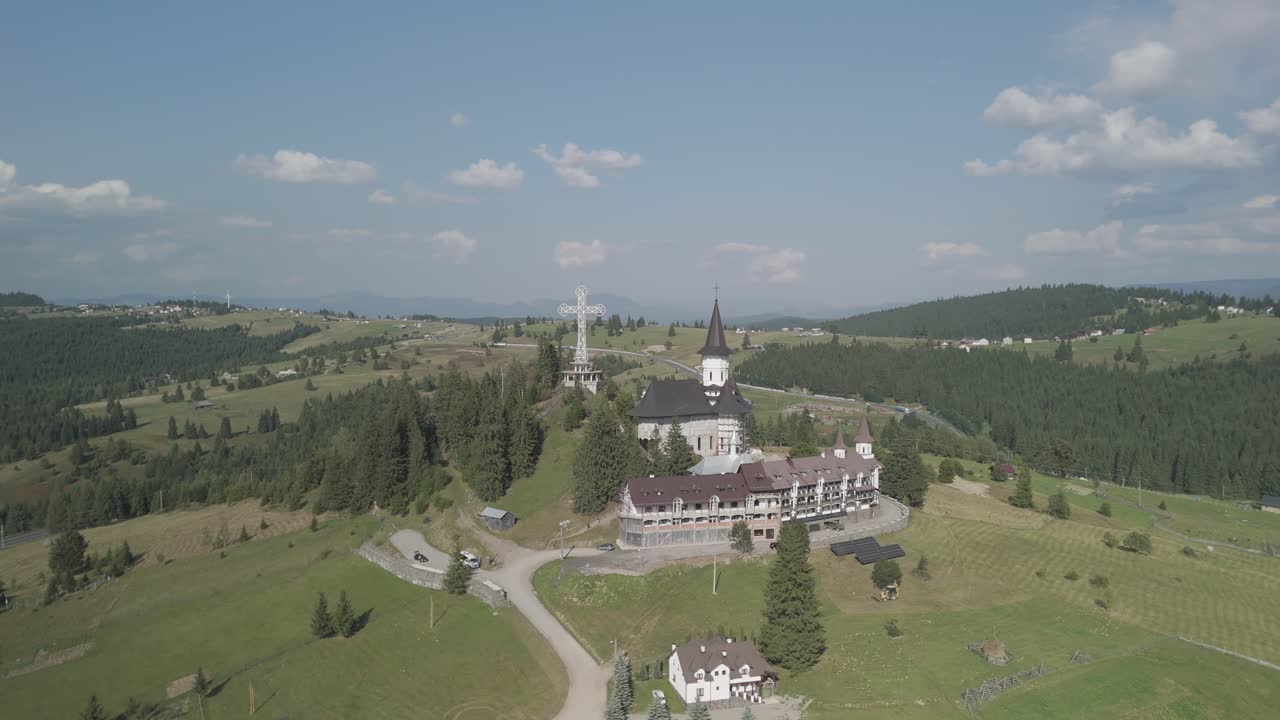 Shoot in Rumania, in Mănăstirea Piatra Tăieturii with drone dji Mini 4 pro in 4k D-Cinelike. 360 wide movement