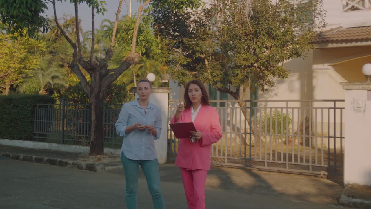 Real Estate Agents Showing Property