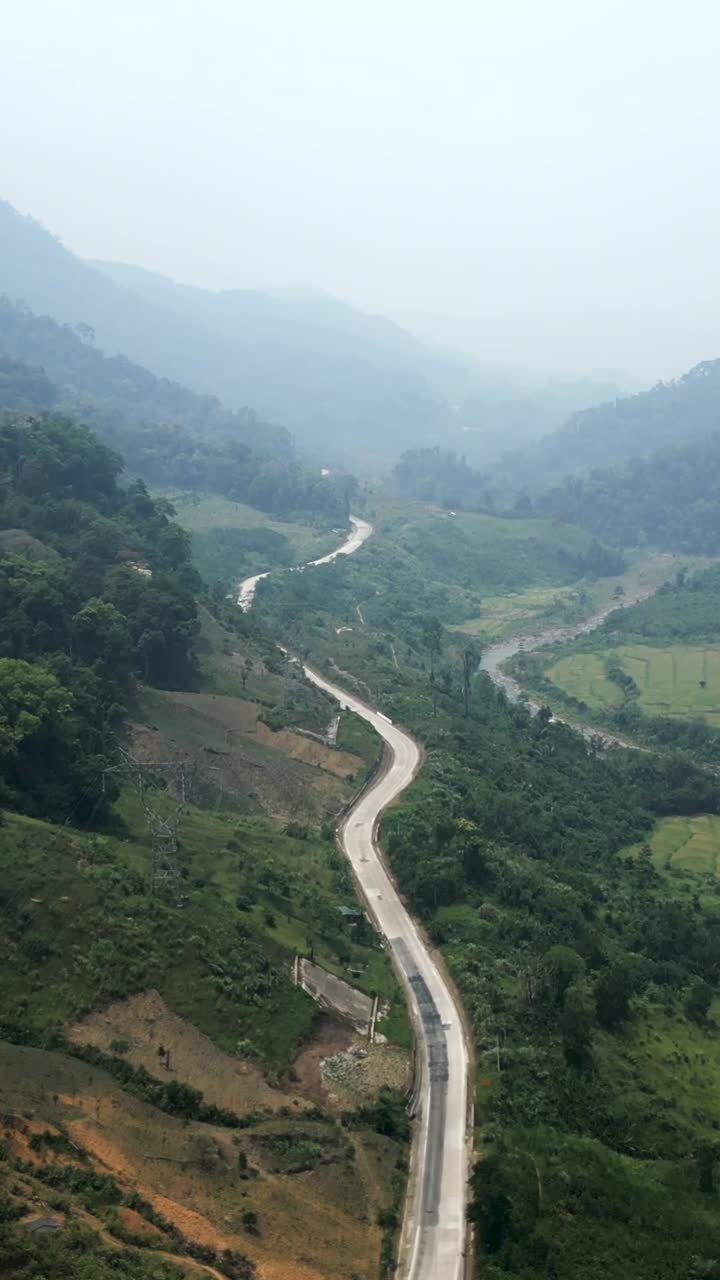 경치 좋은 산길