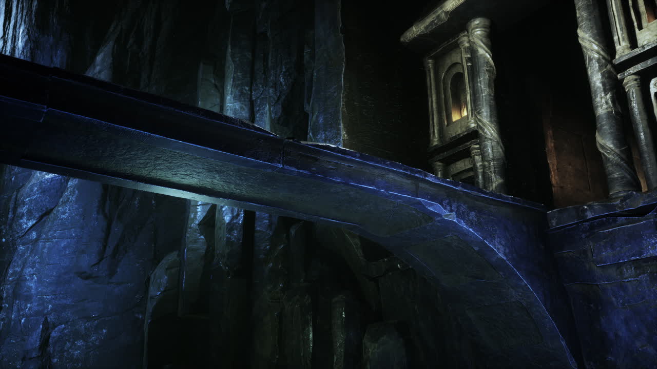 viejo puente de piedra dentro de una cueva grande