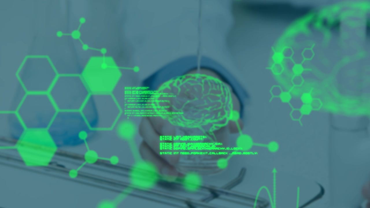 Animazione di elaborazione dati e cervello digitale su scienziata caucasica