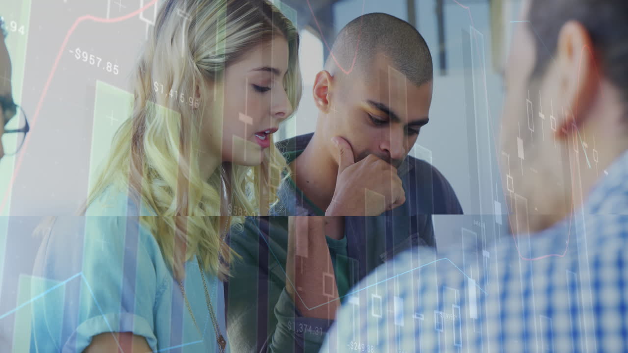 animación del procesamiento de datos sobre la gente de negocios