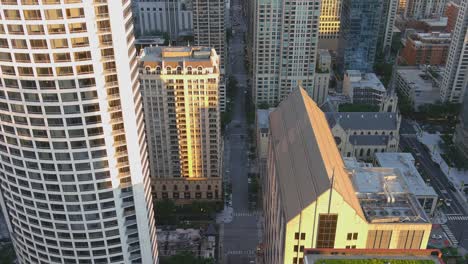 ascending aerial shot of downtown chicago illinois | evening lighting