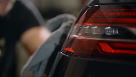 car detailing - rear light
