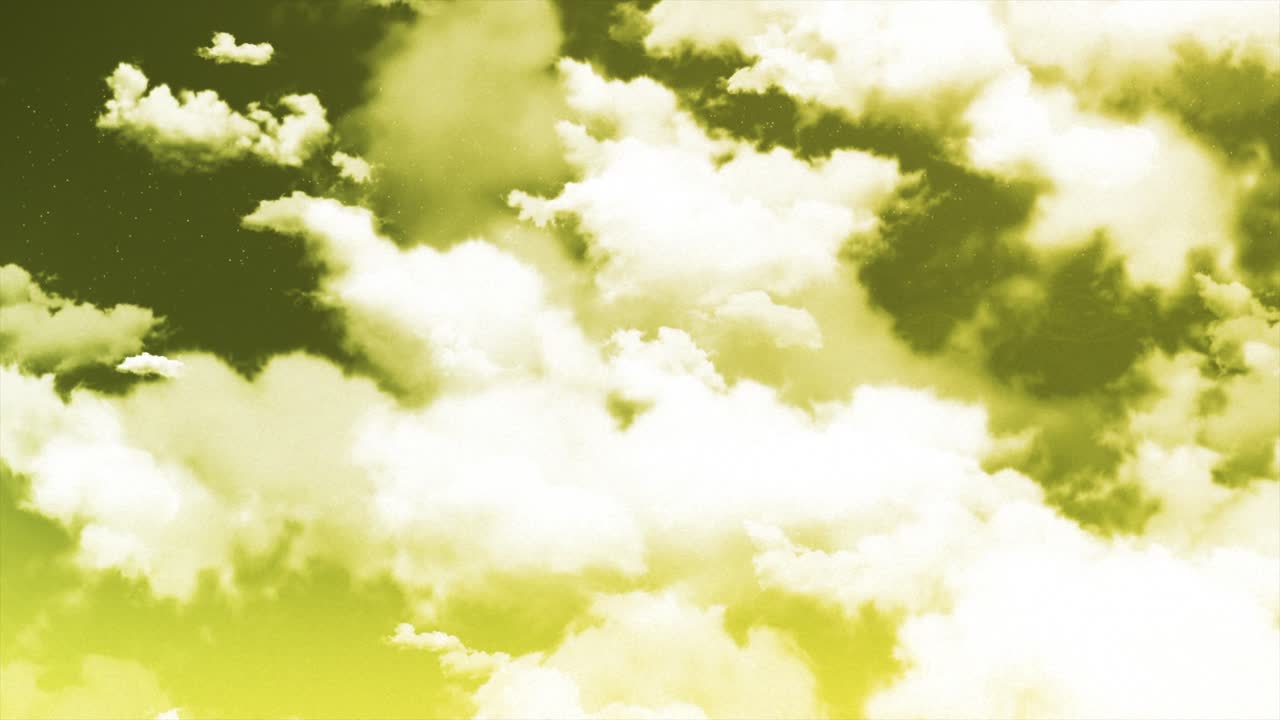 el cielo de la hora dorada con nubes