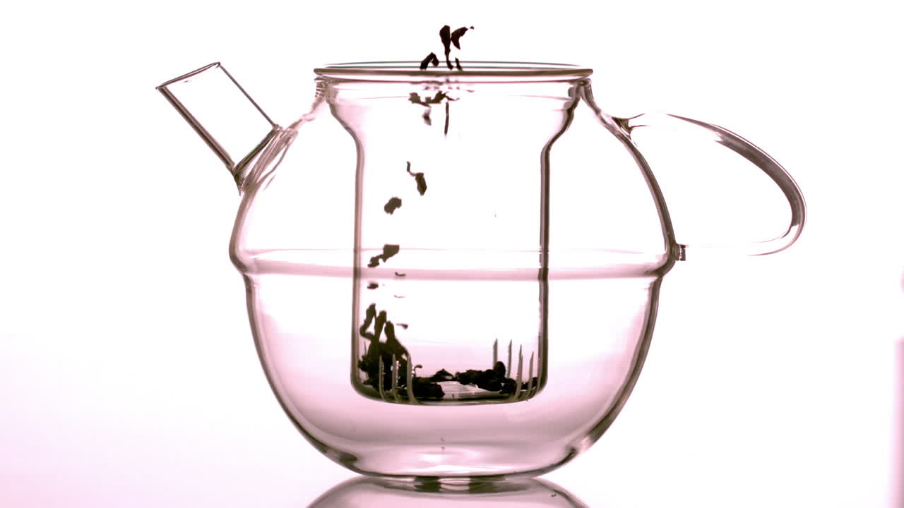 유리 차 비에 떨어지는 느슨한 차