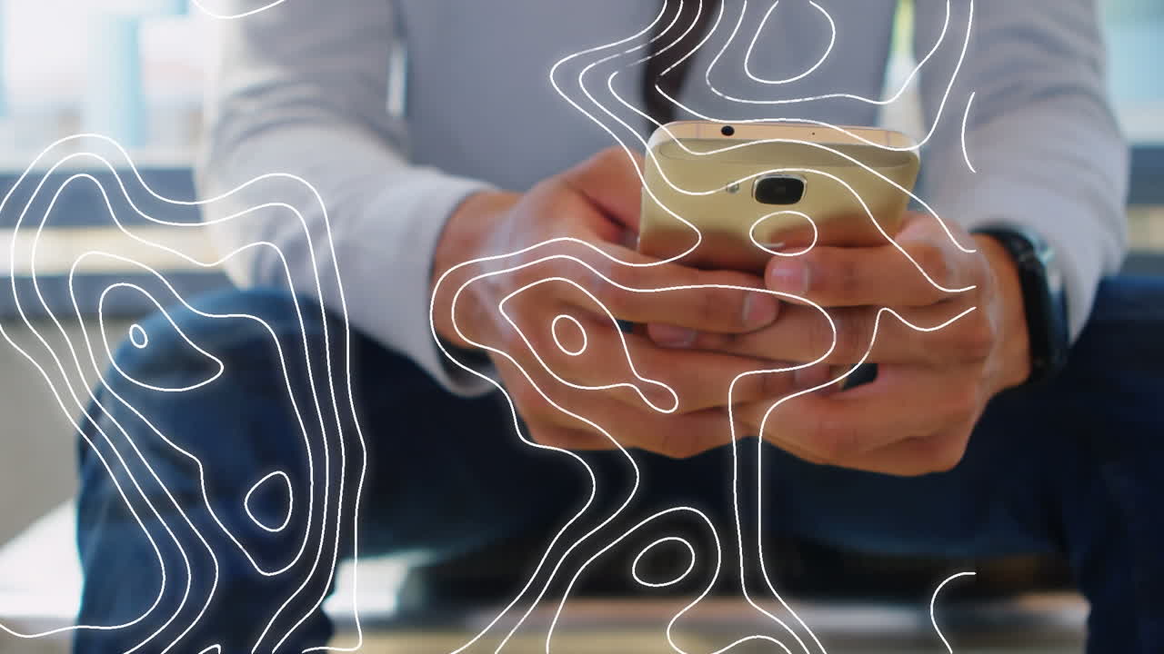 animación de líneas blancas y manchas rojas sobre un hombre caucásico usando un teléfono inteligente