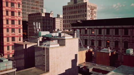 una vista de una ciudad con edificios altos