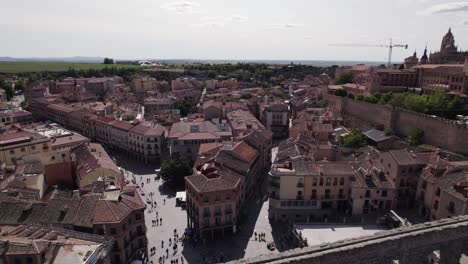 Bullicioso-Centro-De-La-Ciudad-De-Segovia,-España