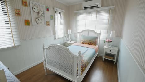 vintage bedroom decoration with single bed