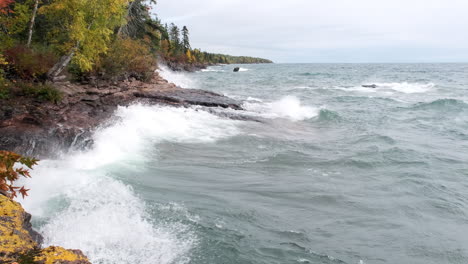 Waves-Crashing-In-Small-Lake-Superior-Cove