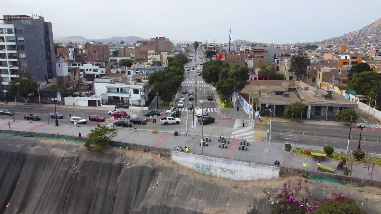 video de drones de un paisaje urbano