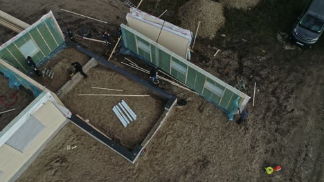 Instalación-De-Paneles-De-Pared-Prefabricados---Sitio-De-Construcción