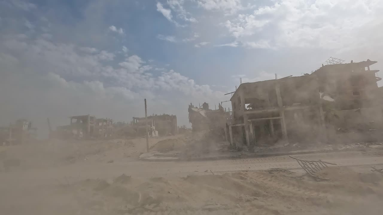 a medida que la ofensiva israelí continúa hay pocos edificios intactos en gaza