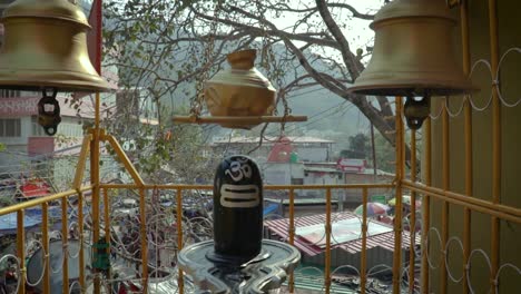 el dios hindú lord shiva linga desde un ángulo diferente el video fue tomado en haridwar uttarakhand india el 15 de marzo de 2022