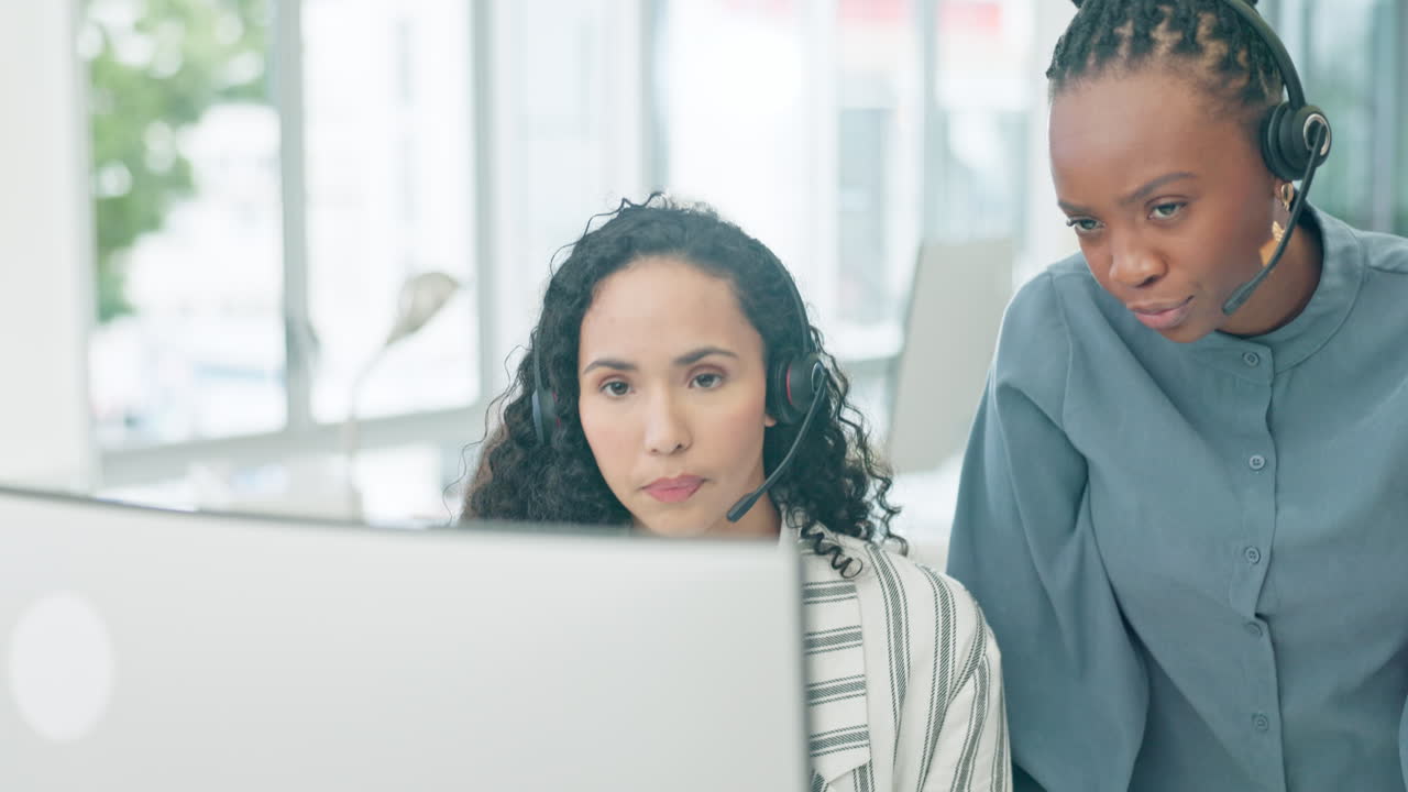 Call center, training and business women