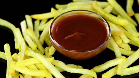 rotating plate with crispy french fries (seamless loopable)