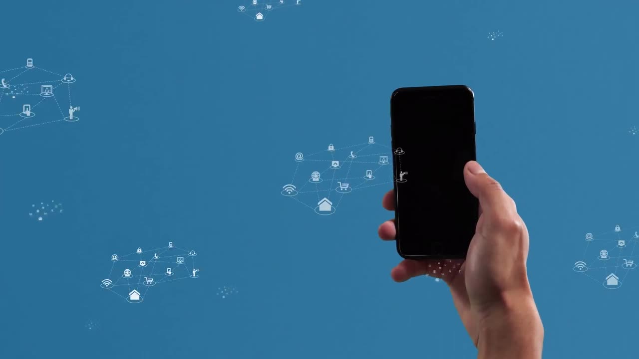 animación de iconos sobre la mano usando un teléfono inteligente sobre un fondo azul