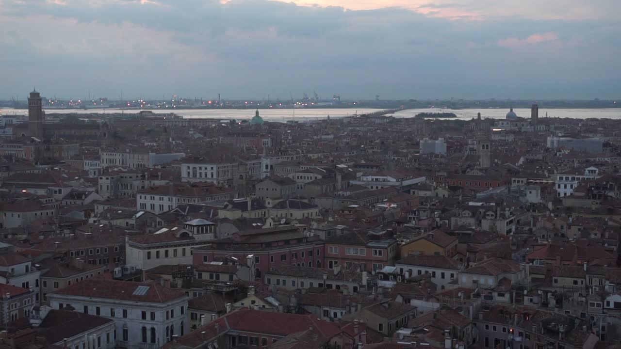 Incredibile vista panoramica della città di Venezia.