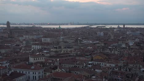 Unglaublicher-Panoramablick-Auf-Die-Stadt-Venedig