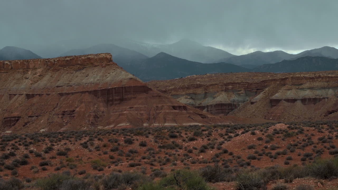 monte ellen pico más alto de henry mountain ridges en el condado de garfield, utah, estados unidos