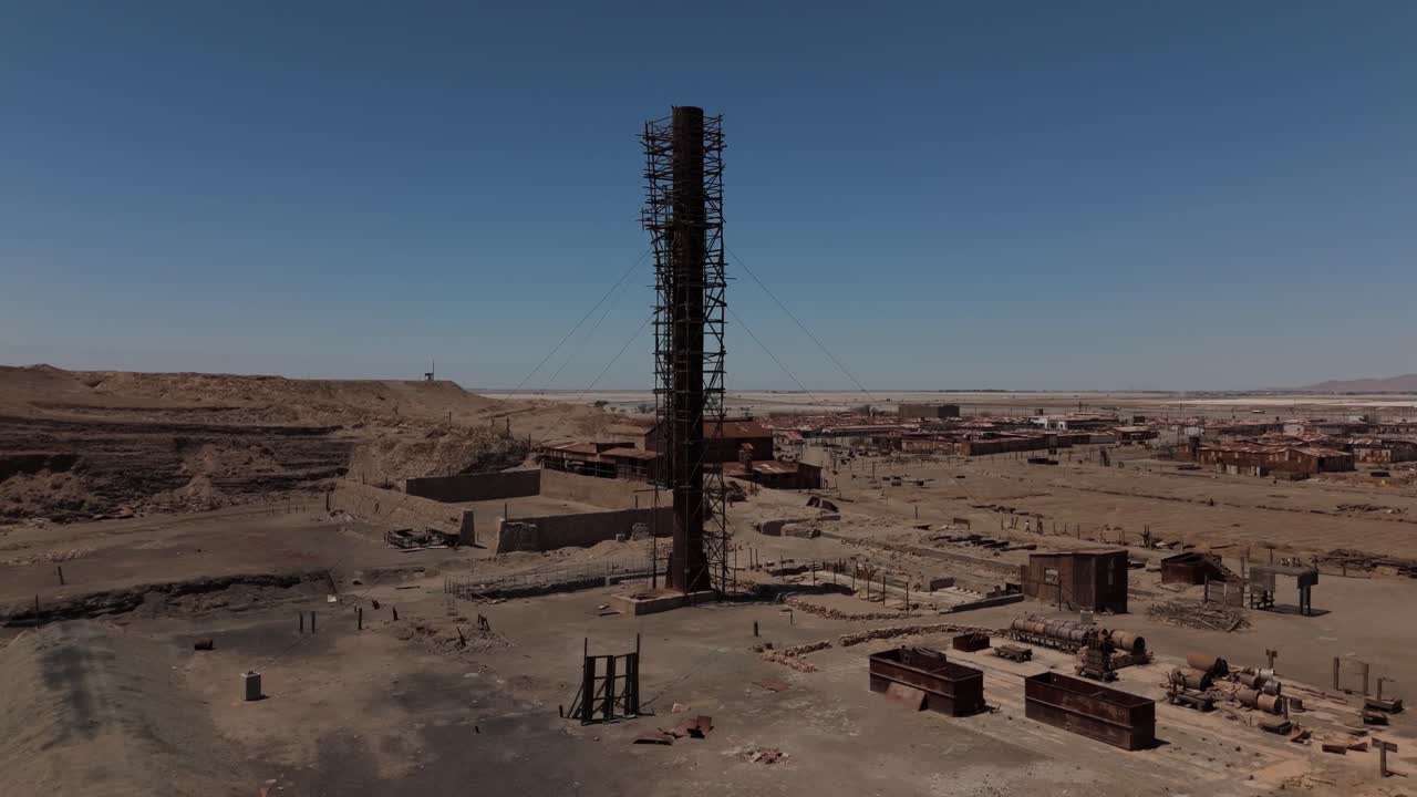 Humberstone Iquique ruins salitre Tarapaca ghost town tube birds sand north of Chile