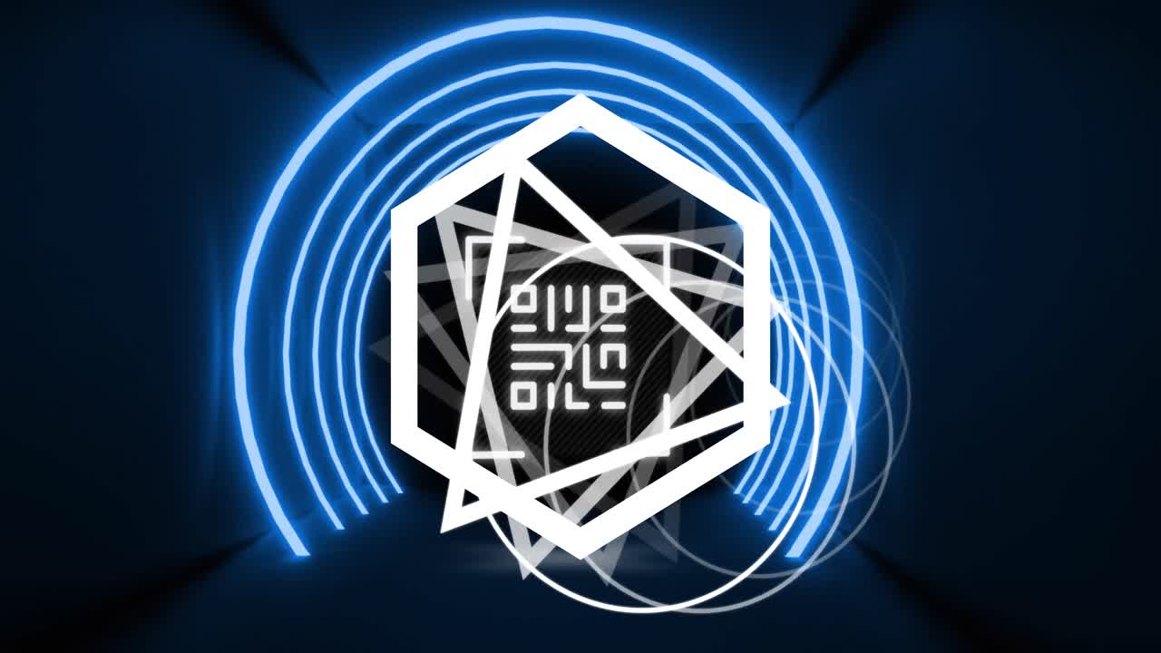 animación de un código qr brillante sobre formas geométricas de neón