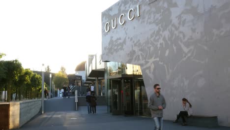gucci store exterior