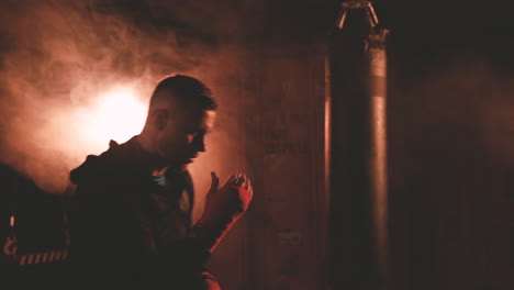 Boxer-Warms-Up-By-Punching-The-Air-1