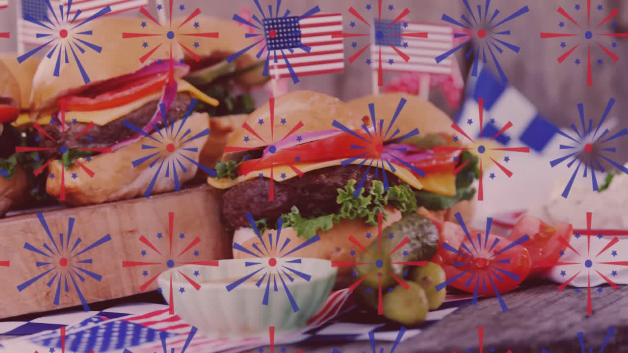 animación de fuegos artificiales sobre hamburguesas con banderas estadounidenses